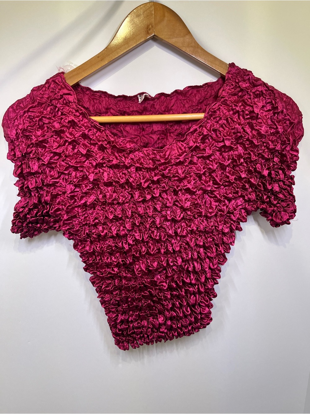 F.C Women's Fuchsia Ruched Short-Sleeve Sweater Top OSFM